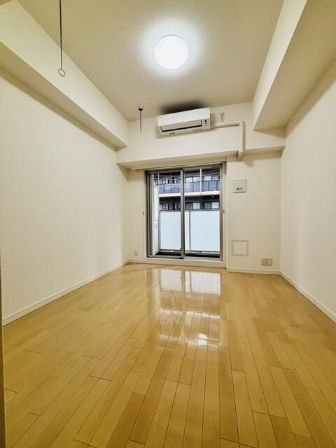 拡大写真:パーク巣鴨 3階303の居間