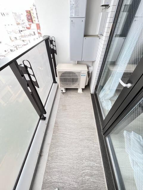 拡大写真:ドゥーエ日暮里 8階802のバルコニー