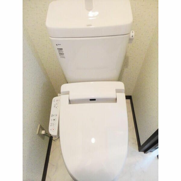 拡大写真:富栄ビル 5階501のトイレ
