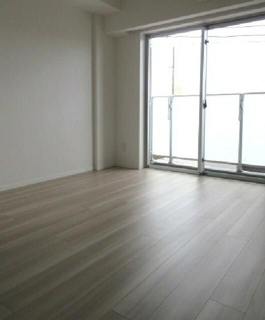 拡大写真:イアース小竹向原 4階402の居間