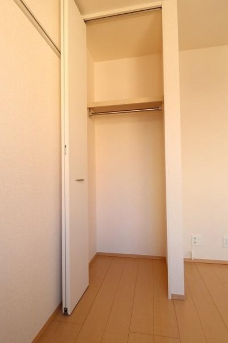 拡大写真:ガーデンハウス南大塚 2階201の収納