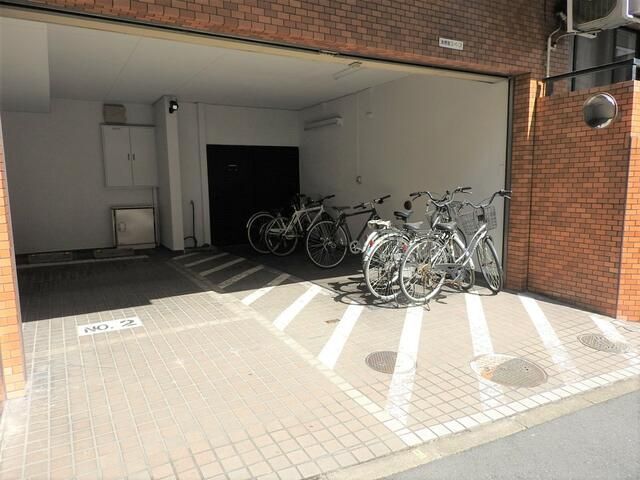 拡大写真:ジョイフル池袋要町 1階107のエントランス