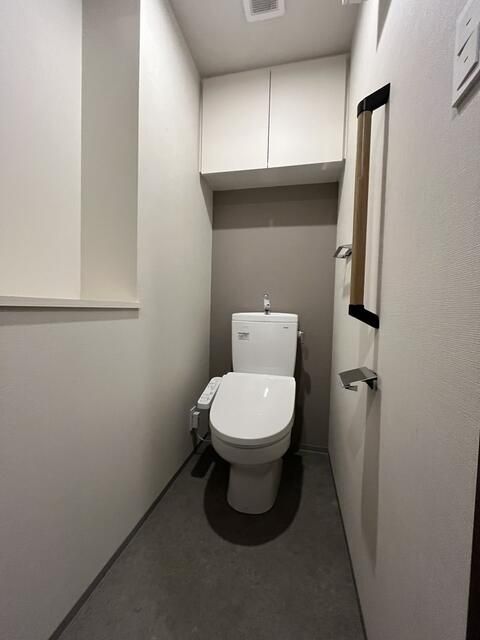 拡大写真:スプランディッド大山 14階1402のトイレ