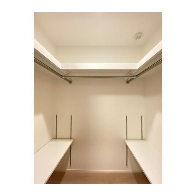 拡大写真:Beverly Homes 豊島園 1階103の収納