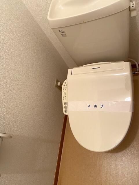 拡大写真:サンフラット 2階203のトイレ