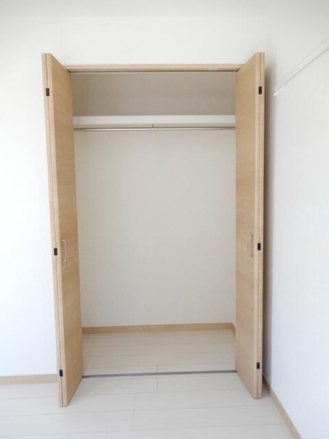 拡大写真:casatakeya 2階2の収納