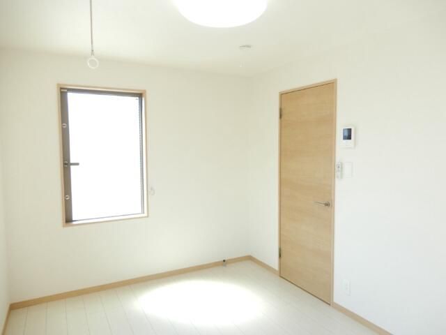拡大写真:casatakeya 2階2の寝室