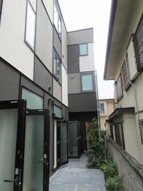 拡大写真:文京大塚テラス 1階4のエントランス