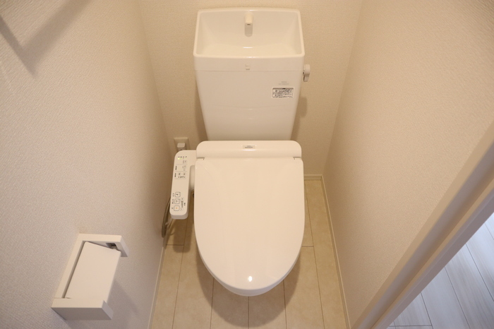 拡大写真:Casa date A 1階105のトイレ