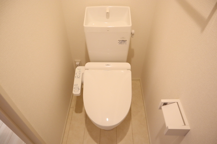 拡大写真：Casa　date　B 1階102のトイレ