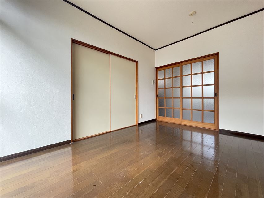 拡大写真:パルコーポ川端 1階101の洋室