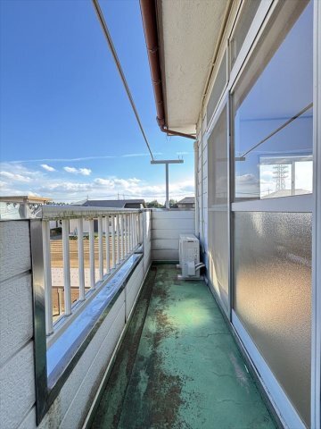 拡大写真：島村ハイツ３ 2階206のバルコニー