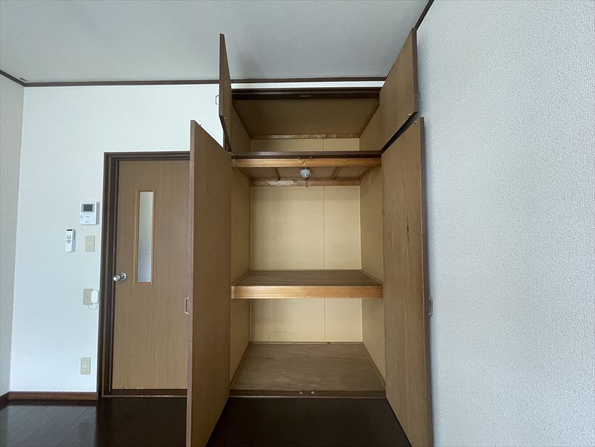 拡大写真:パークビレッジ 2階206の収納