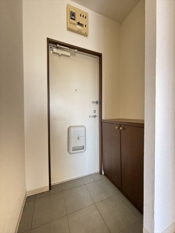 拡大写真:ハイツセジュールⅡ 2階203の玄関