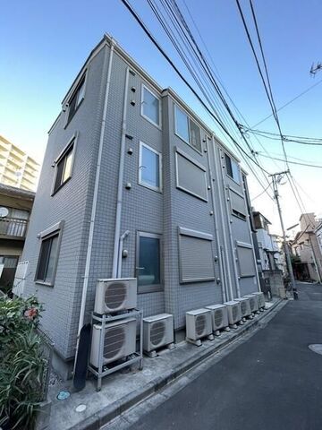 アリス南千住の外観