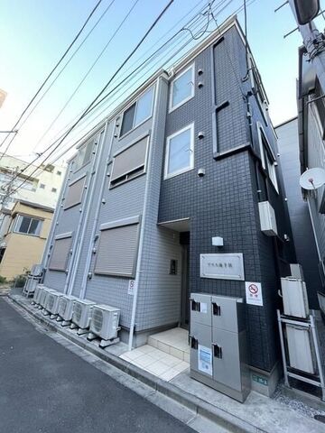 拡大写真:アリス南千住 2階201の外観