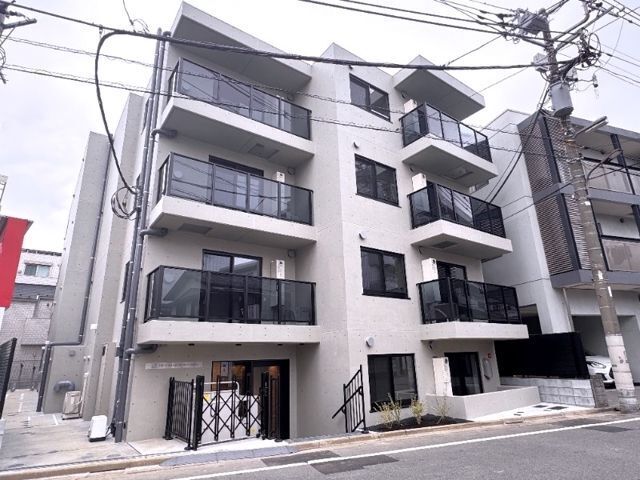 THE PALMS MUSE 新江古田の外観