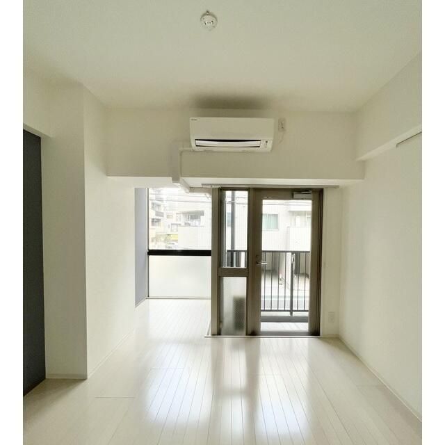 拡大写真:W723 2階202の居間