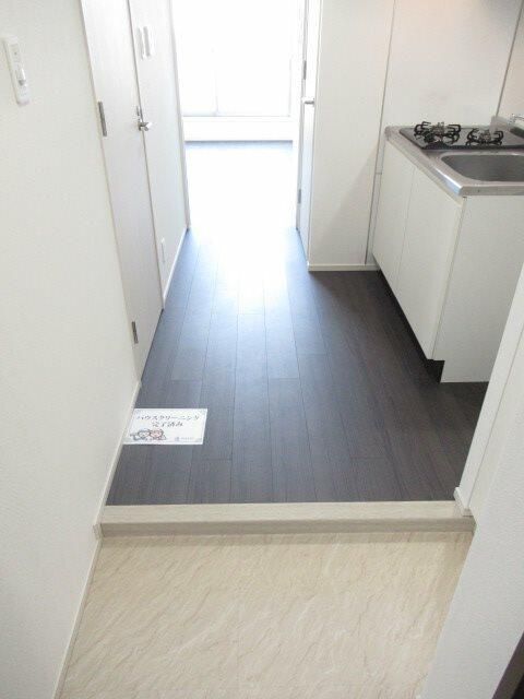 拡大写真:AZEST新江古田 4階408の玄関