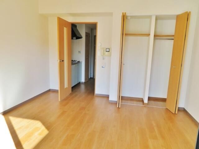 拡大写真:サンピア西須賀 3階307の内装