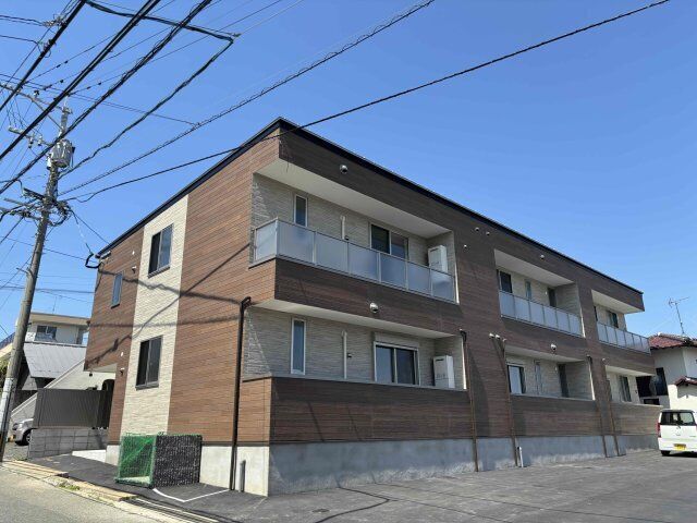 エクリエ若宮の外観