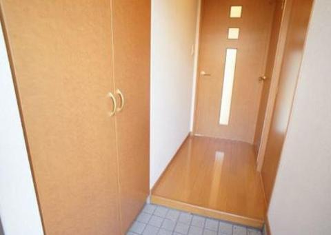 拡大写真:カノン和白丘 5階501の玄関
