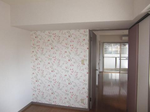 拡大写真:福岡市東区箱崎3丁目 7階702の室内