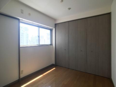 拡大写真:福岡市東区箱崎3丁目 7階702の室内