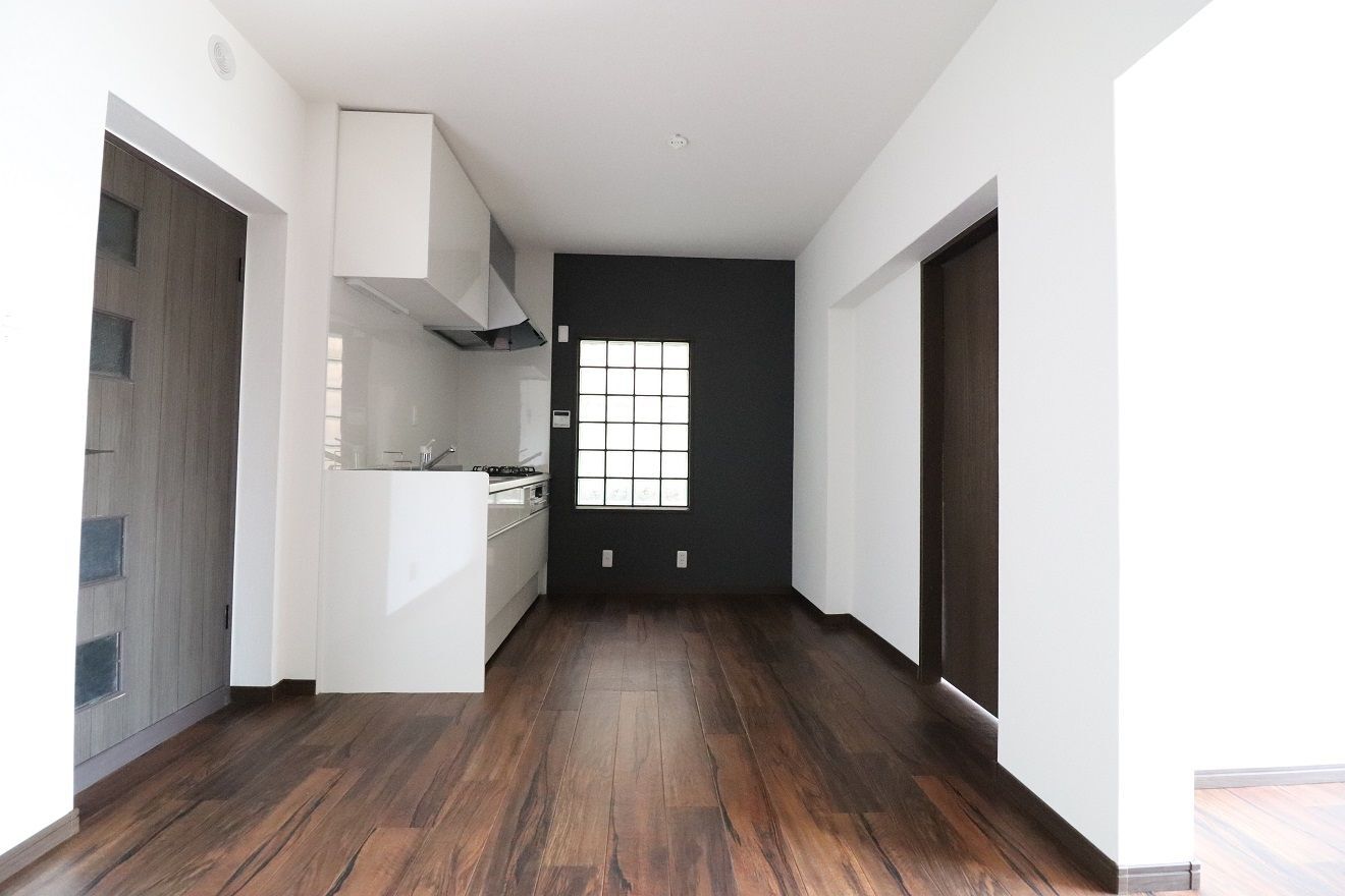 拡大写真:Oak hills 10 2階202の居間