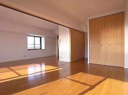 拡大写真:クレアウィンドマーク 9階901の居間
