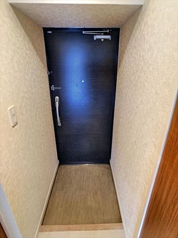 拡大写真:エスコート香椎駅前 4階402の玄関