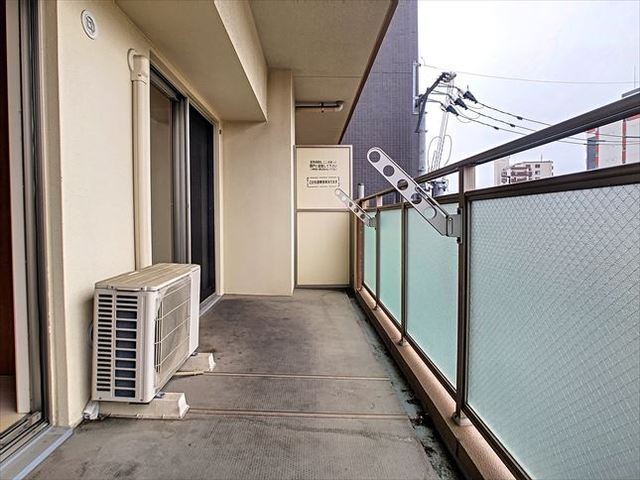 拡大写真:エスコート香椎駅前 4階402のバルコニー