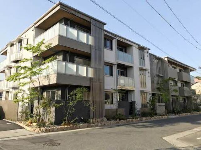 シャエムの外観