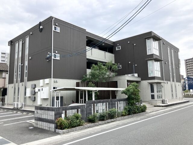 グランシイズの外観