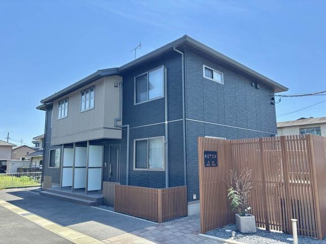 シャーメゾンKOTON A棟の外観