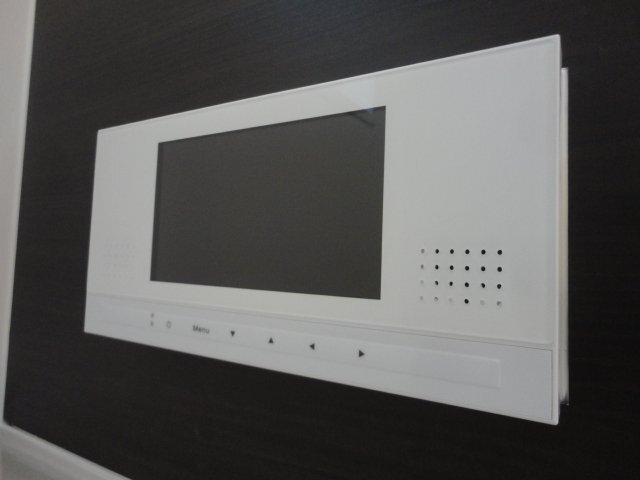 拡大写真:ベィビー コート 1階101の浴室テレビ(イメージ)