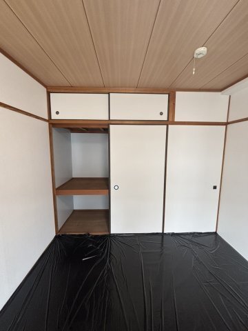 拡大写真:タウンハウス ブル 1階102の収納