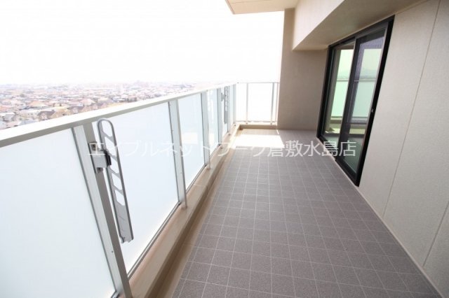 拡大写真:LA MIA CASA 10階903のバルコニー