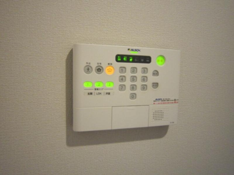 拡大写真:ベイブランシェ西阿知 1階102のセキュリティ