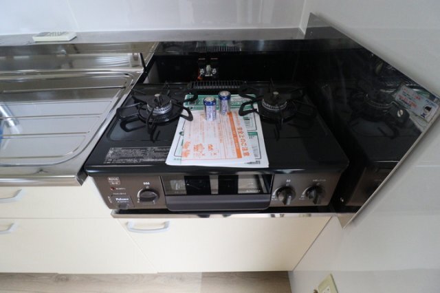 拡大写真:ジョイファミリー八浜 A棟 1階101のキッチン