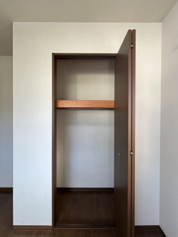 拡大写真:タートルハイツB 2階204の収納