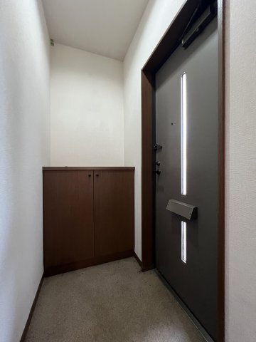 拡大写真:タートルハイツB 2階204の玄関