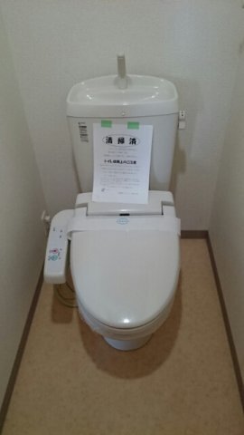 拡大写真:サンライズ 新池 2階201のトイレ