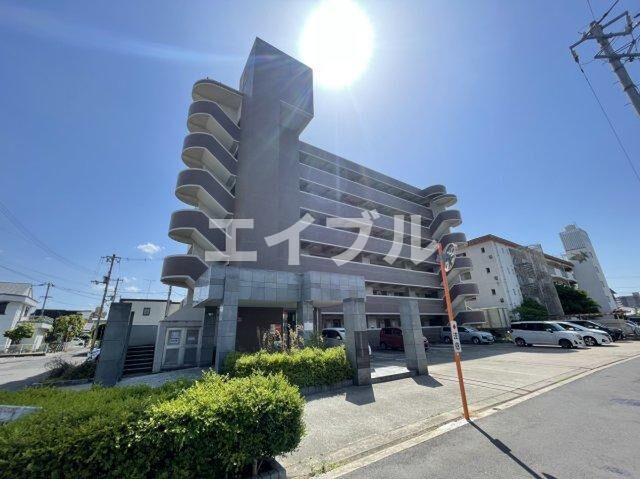 メゾンドールの外観