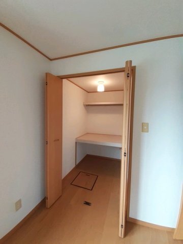 拡大写真:サンライズk3 B 1階101の収納