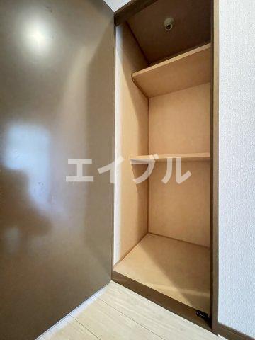 拡大写真:メゾンドール 2階203の収納