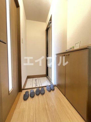 拡大写真:アドミレー樹太 C棟 1階C103の玄関