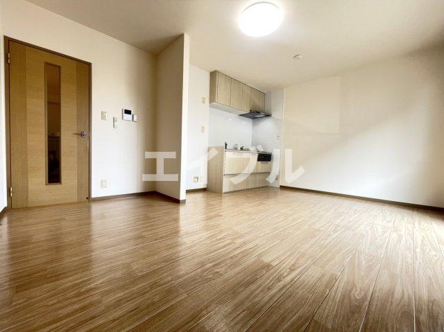 拡大写真:アドミレー樹太 C棟 1階C103の居間
