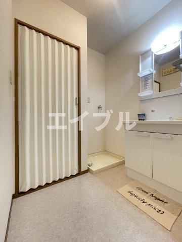 拡大写真:アドミレー樹太 C棟 1階C103の洗面所