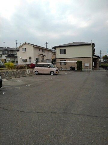 拡大写真:Garden Hills 2階201の外観